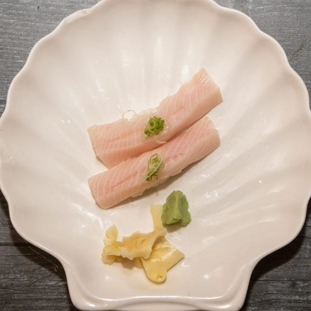 Hamachi (Yellowtail).