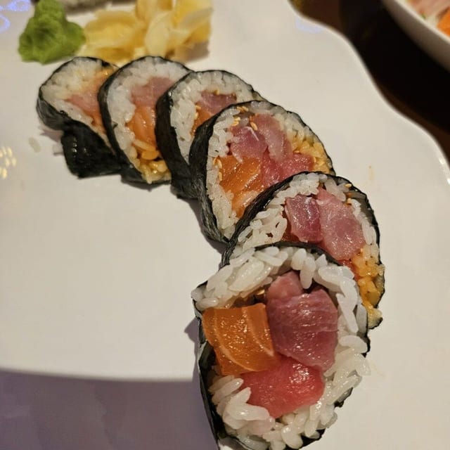 Spicy Samurai Roll.