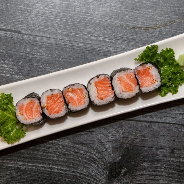 Salmon Roll.