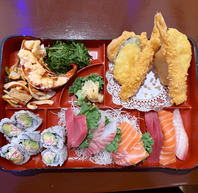 Box C (Lobster).