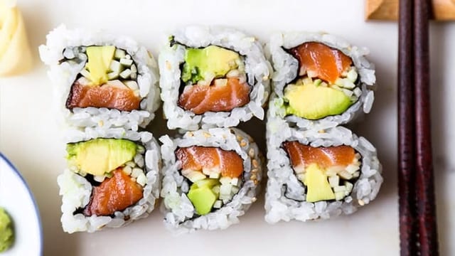 Salmon & Avocado Roll.